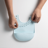 Roll & Lock silicone Bib (Grey)